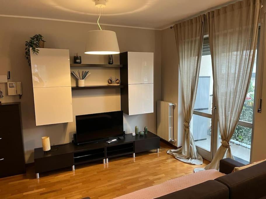 Jane'S Home - Netflix, Wi-Fi Milan Luaran gambar